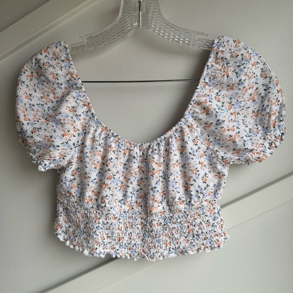 Hollister Women's Floral Crop Top White Blue size S - Picture 4 of 7